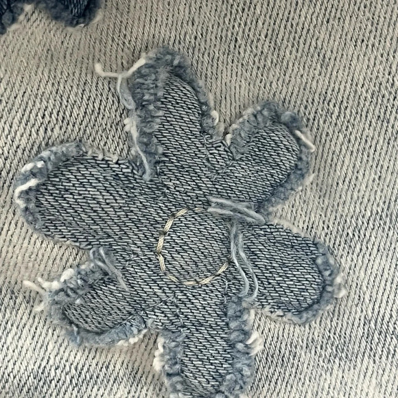 American Eagle High Rise Shortie Light Wash Patches Cut Off Beach Vacation 4 - Picture 12 of 12